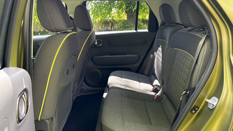 Hyundai INSTER 85kW Cross 49kWh 5dr Auto Electric Hatchback